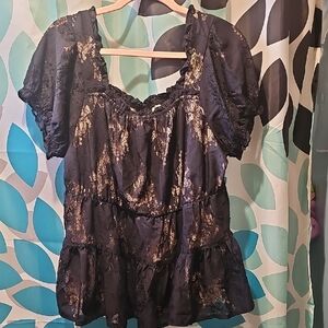 Torrid Black and Cream Flutter Sleeve Ruffled Blouse